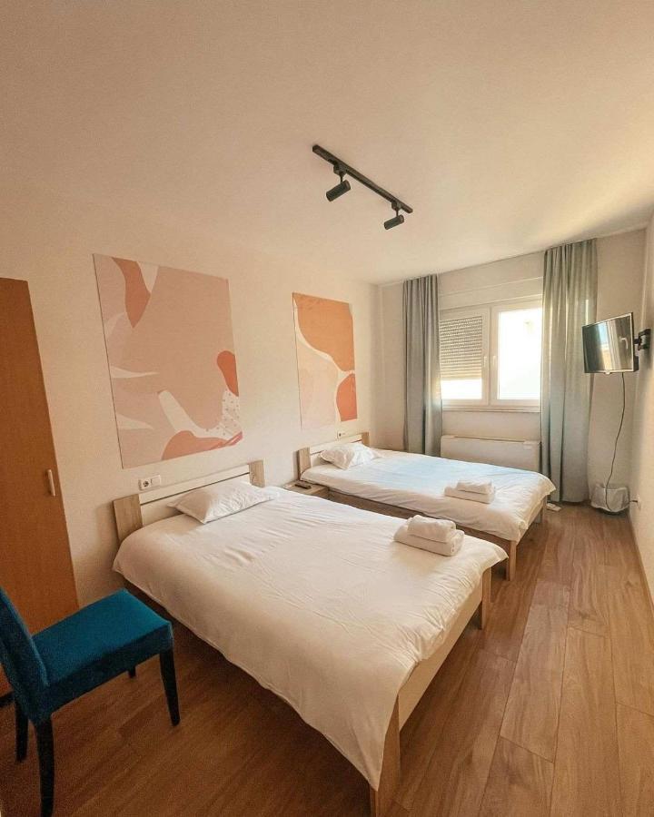 Mint Hotel Prizren Extérieur photo