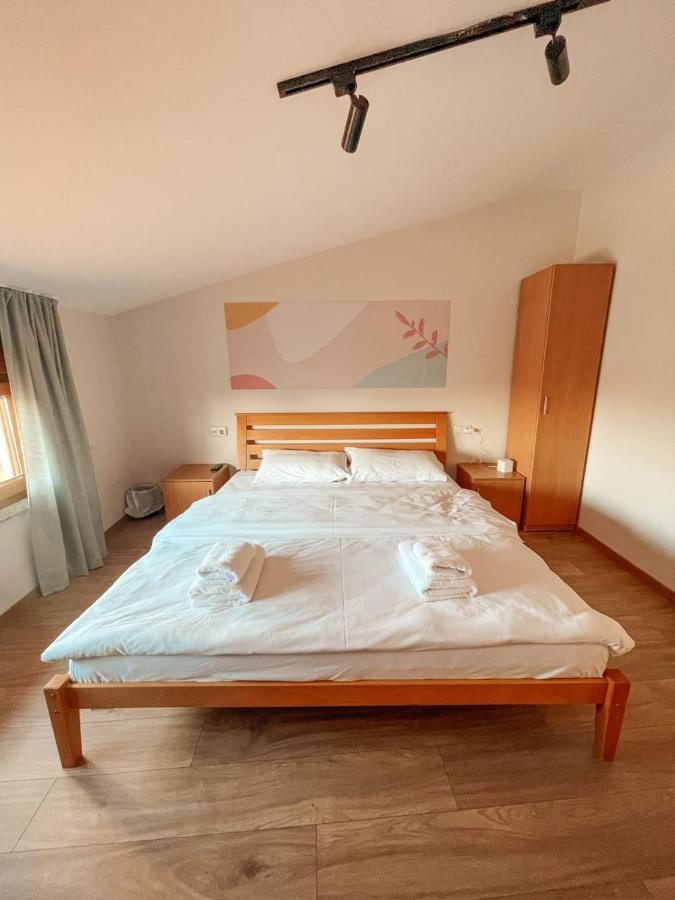 Mint Hotel Prizren Extérieur photo